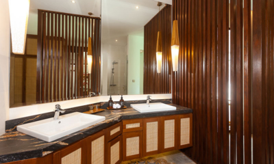 Villa Lenu Bathroom One | Seminyak, Bali