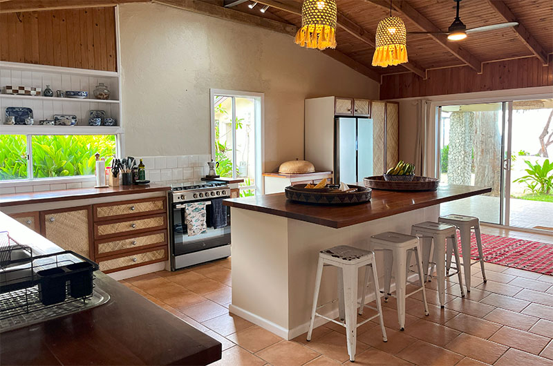 Rockpools Kitchen with View | Efate, Vanuatu