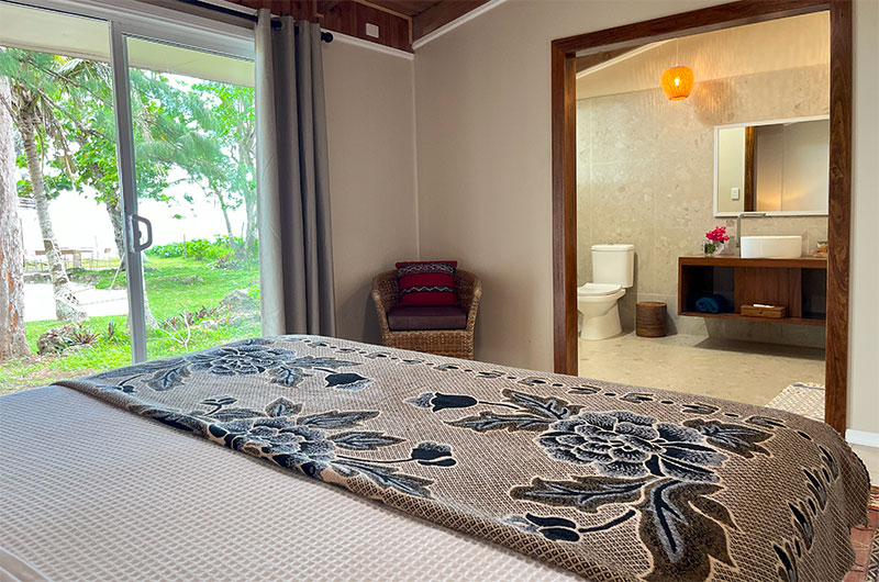 Rockpools Bedroom and Bathroom Four with View | Efate, Vanuatu