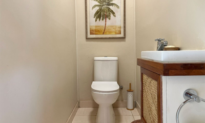 Rockpools Guest Bathroom | Efate, Vanuatu