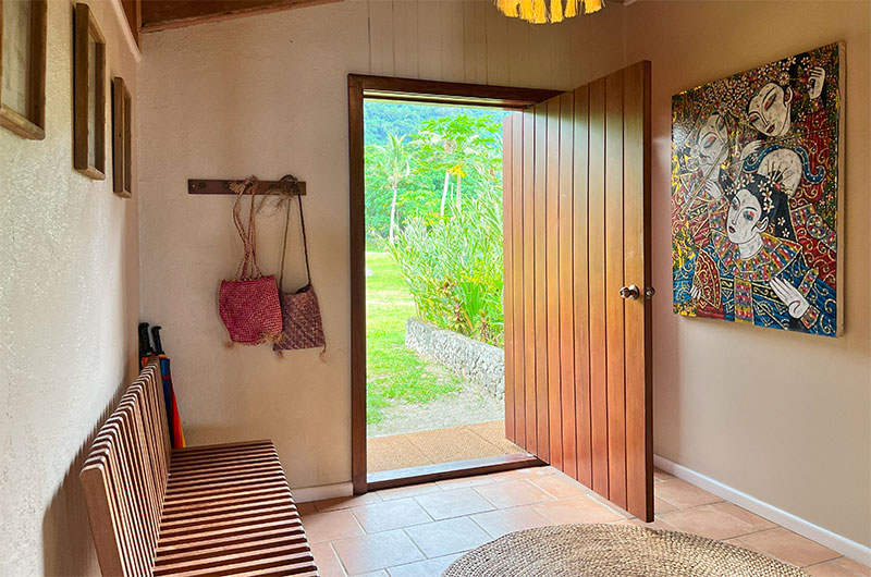 Rockpools Foyer | Efate, Vanuatu