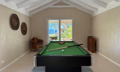 Rockpools Billiard Table with Sea View | Efate, Vanuatu