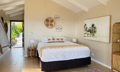 Rockpools Bedroom Three with Painting | Efate, Vanuatu
