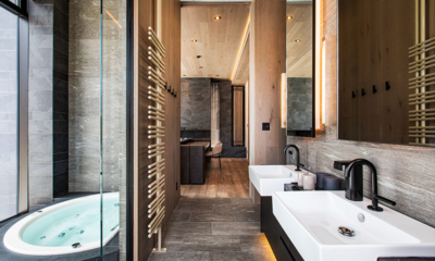 Corniche Hirafu Bathroom One | Hirafu, Niseko