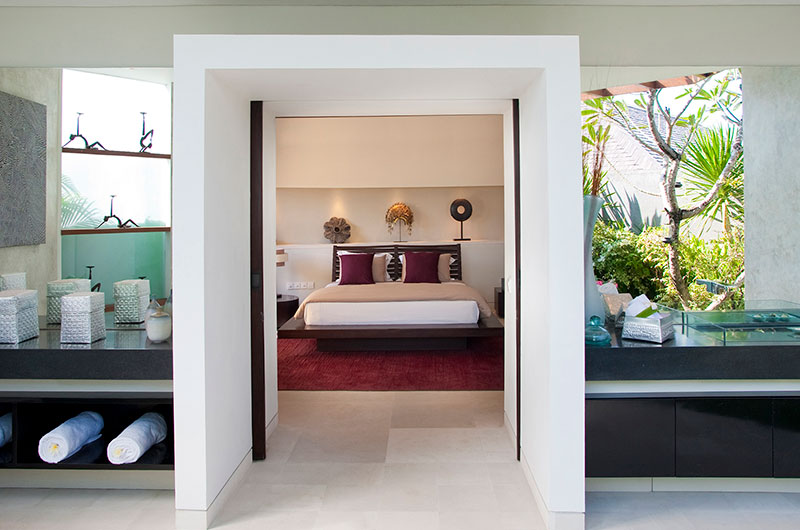 The Layar Three Bedroom Villa Bedroom and Bathroom | Seminyak, Bali
