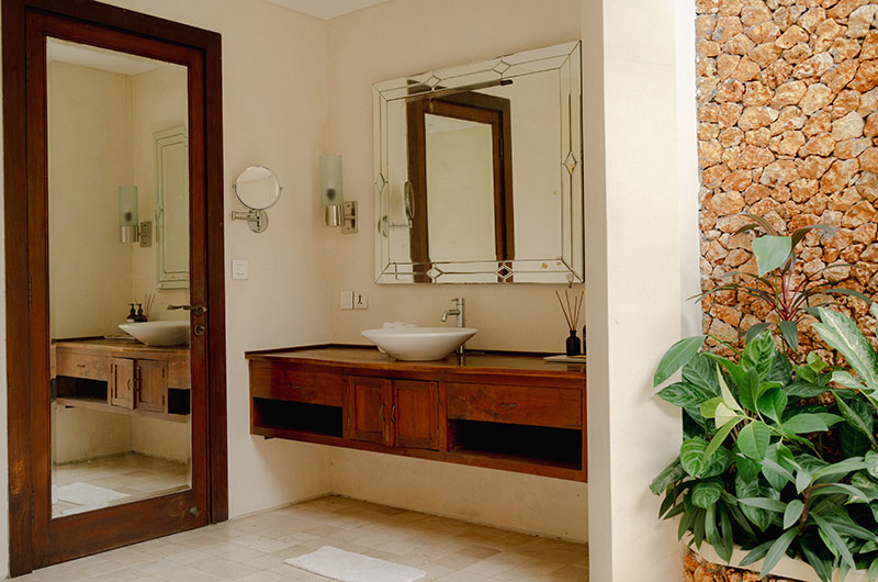 Lataliana Villas Villa Ta Bathroom Four | Seminyak, Bali