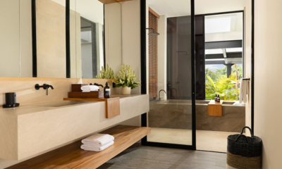 Villa Arita Bathroom One with Bathtub | Canggu, Bali