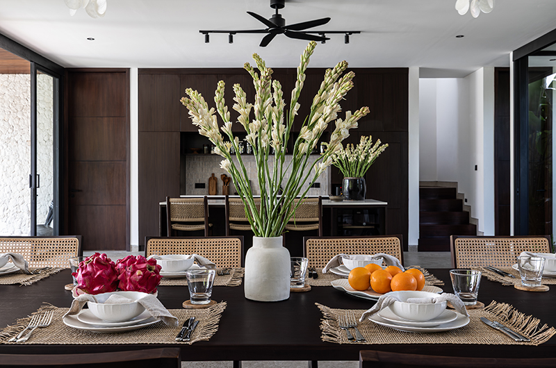 Villa Gendang Dining with Fresh Fruits | Seminyak, Bali