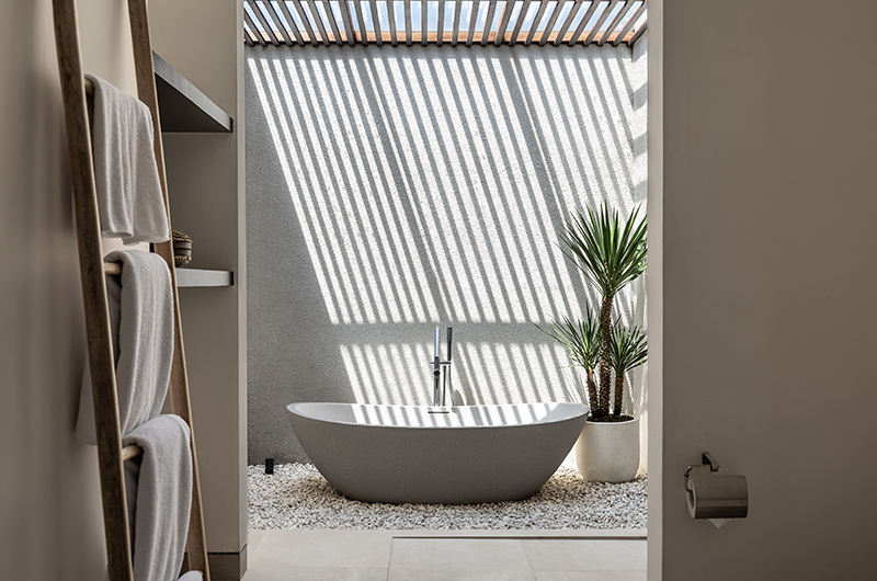 Villa Gendang Bathroom One | Seminyak, Bali