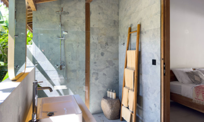 Villa Eccica Bathroom Two with Shower | Uluwatu, Bali