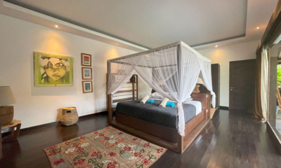 Villa Emile Bedroom with Wooden Floor | Uluwatu, Bali