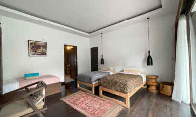 Villa Emile Bedroom with Three Single Beds and Hanging Lamps | Uluwatu, Bali