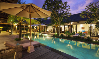 Villa Emile Pool Side Loungers | Uluwatu, Bali