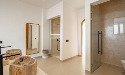 Villa Friendly Bathroom Three | Uluwatu, Bali