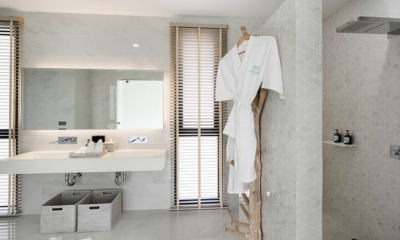 Villa Murano Bathroom with Mirror | Bang Por, Koh Samui