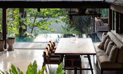 Bali Villarumahubud Hujan 13