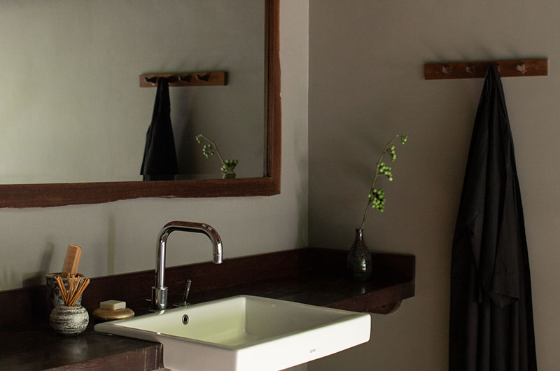 Bali Villarumahubud Hujan 22