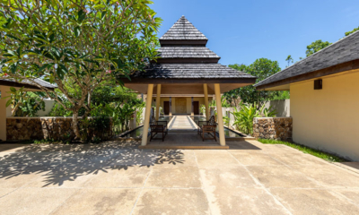 Villa Sai Tai Entrance with Seating Area | Taling Ngam, Koh Samui