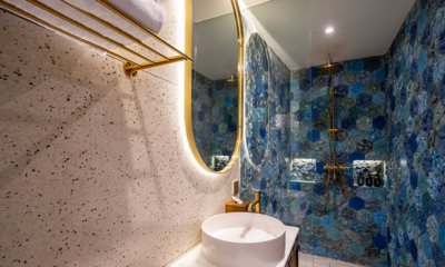 The Suaka Baliaga Bathroom Six | Batubelig, Bali