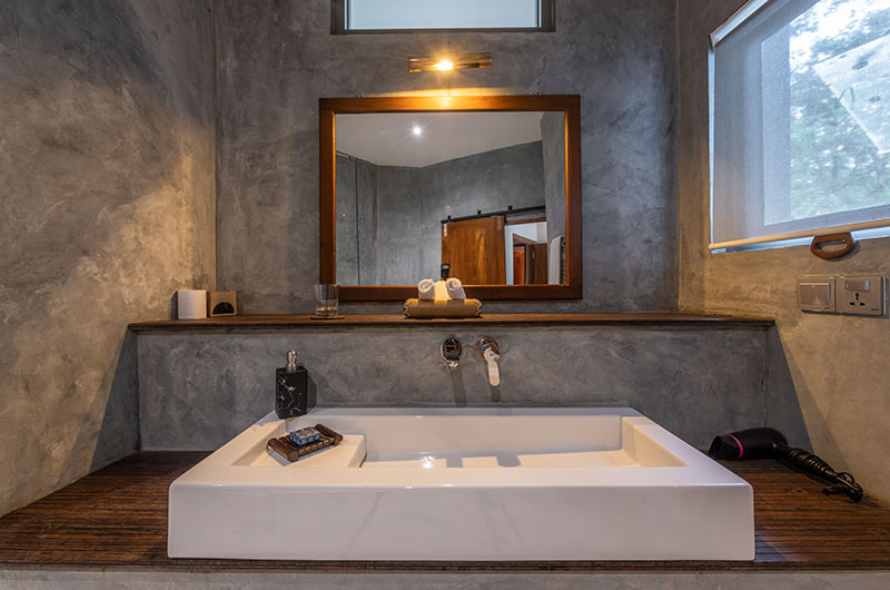 Sri Lanka Thecavern 67