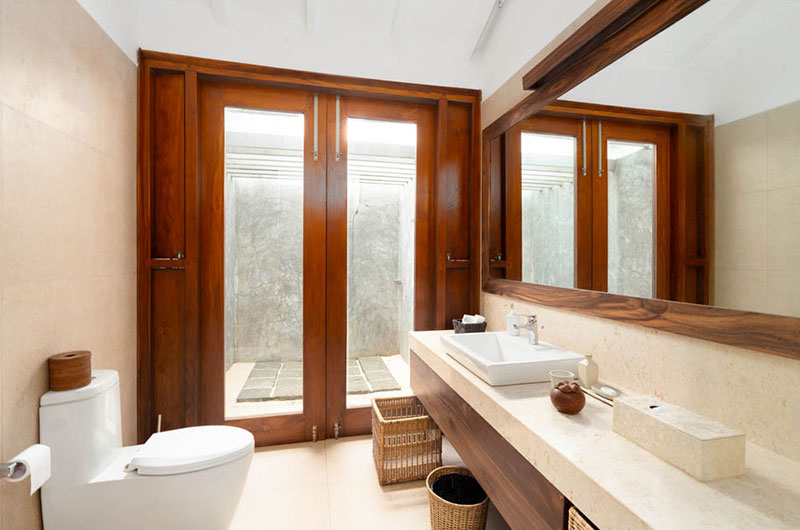 Victoria Villa Bathroom Three | Talpe, Sri Lanka