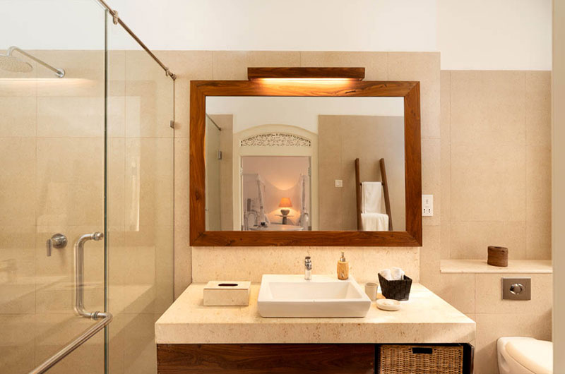 Victoria Villa Bathroom Five | Talpe, Sri Lanka