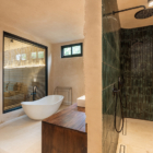 Villa Lamasa Bathroom Two with Bathtub | Seminyak, Bali