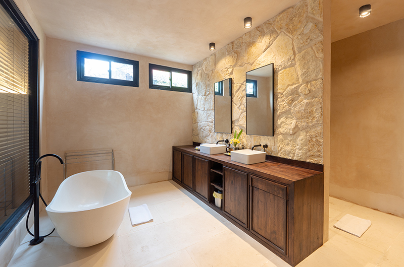 Villa Lamasa Bathroom Two | Seminyak, Bali